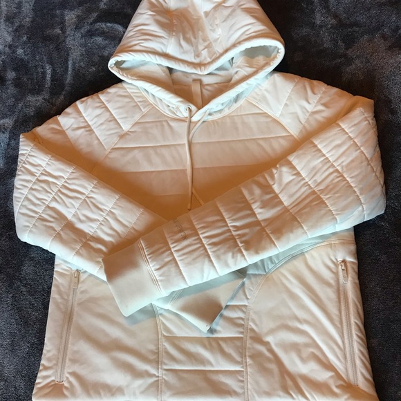 LULULEMON pullover - Picture 3 of 3